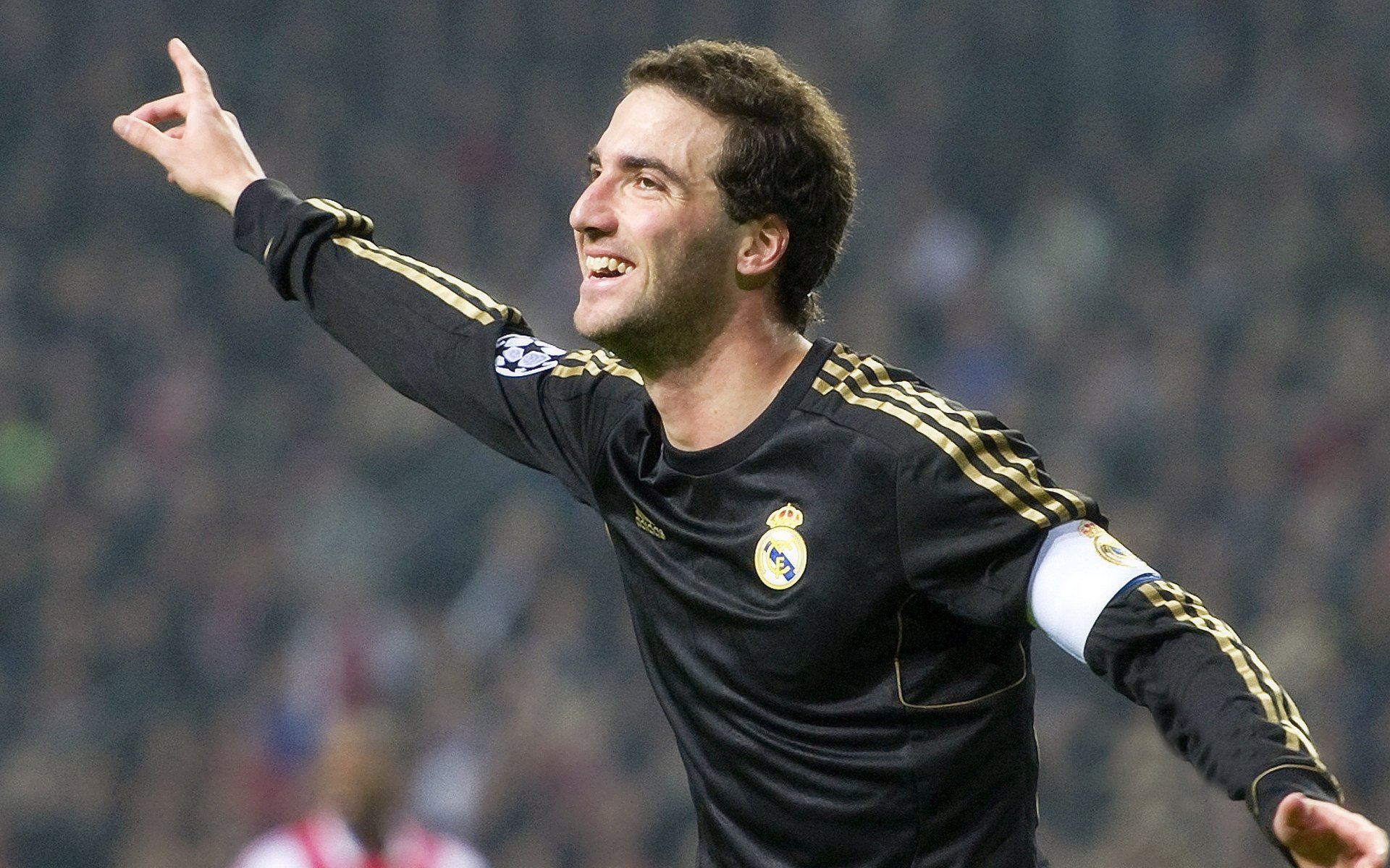 爱游戏平台-阿根廷未来之星不断成长，国家队实力不断增强